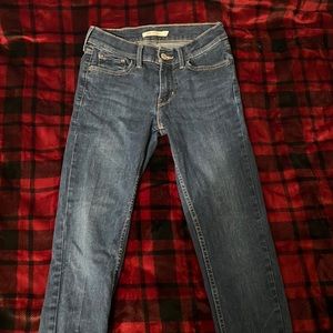 Women’s Levi’s Size 27, Style : 710 Super Skinny